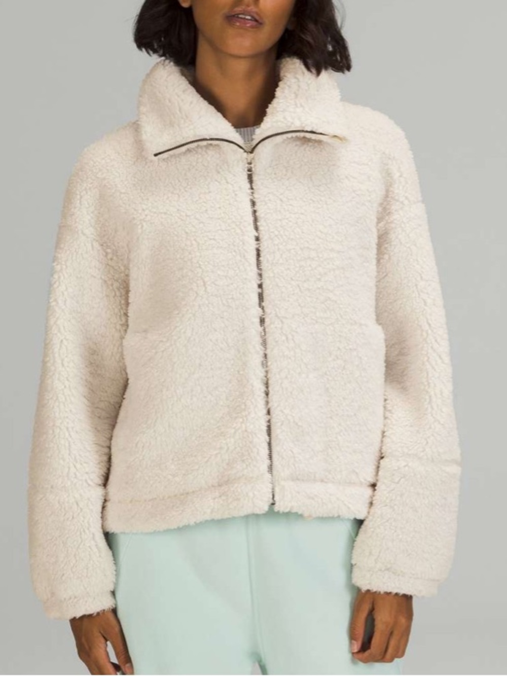 Lululemon Women’s Cinchable Fleece Sherpa Zip-Up Jacket - Picture 6 of 8